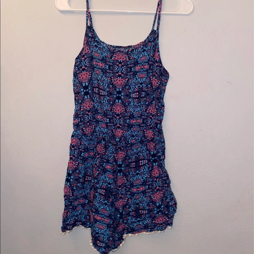 Romper - Picture 2 of 4